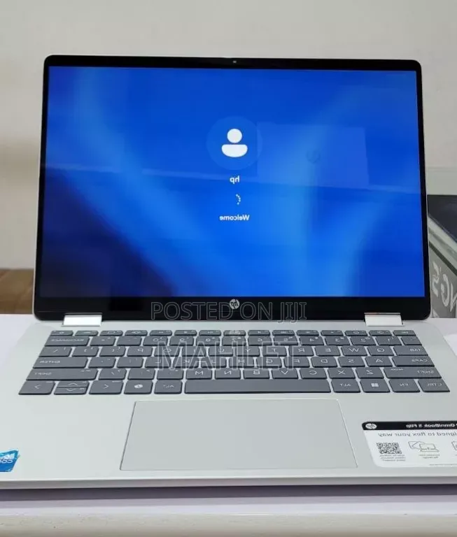 New Laptop HP OmniBook 5 14" 16GB Intel Core i7 SSD 512GB