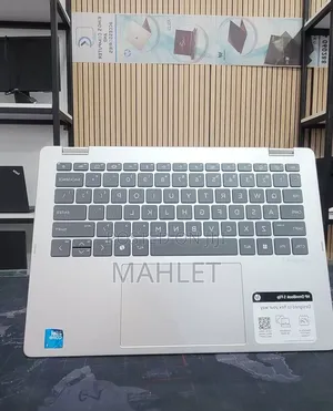 New Laptop HP OmniBook 5 14" 16GB Intel Core i7 SSD 512GB