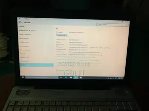 Laptop Toshiba 4GB Intel Core i3 HDD 320GB