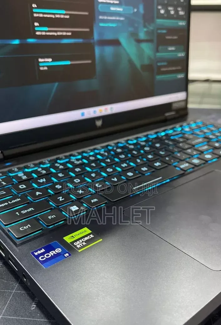 New Laptop Acer Predator Helios 16 16GB Intel Core i9 SSD 1T