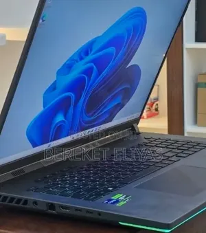 New Laptop Asus ROG Strix G18 40GB Intel Core i9 SSD 1T