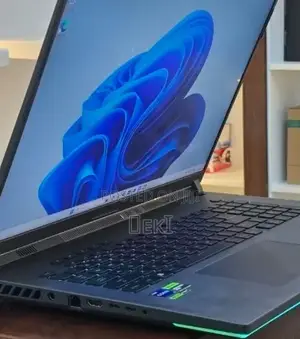 New Laptop Asus ROG Strix G18 40GB Intel Core i9 SSD 1T
