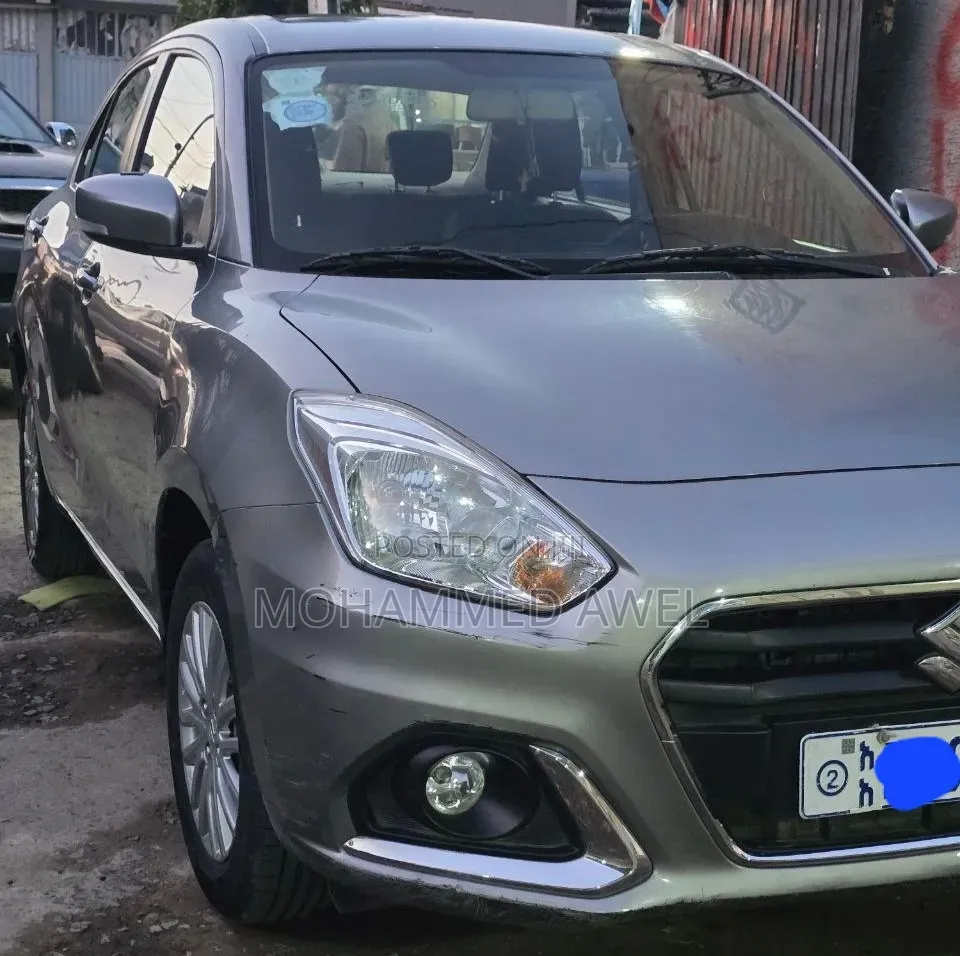 Suzuki Dzire 2022 Silver