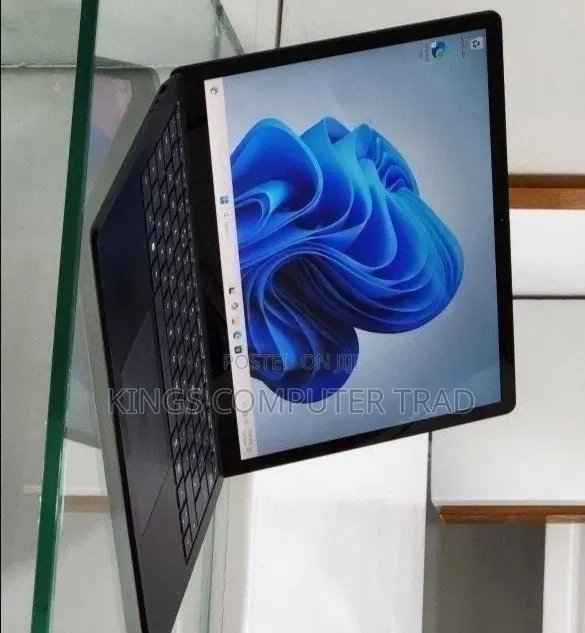 New Laptop Microsoft Surface 16GB Intel Core i7 SSD 512GB
