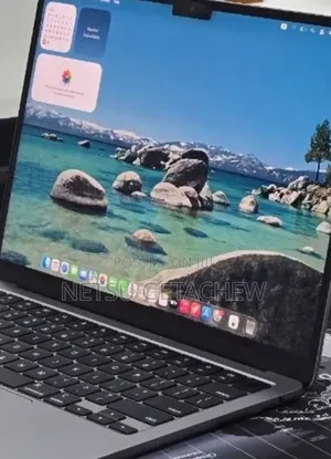 New Laptop Apple MacBook Air 2022 M2 16GB Apple M2 SSD 256GB