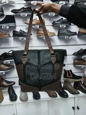 ውብ የሌዘር ቦርሳዎች ከ Brana Leather