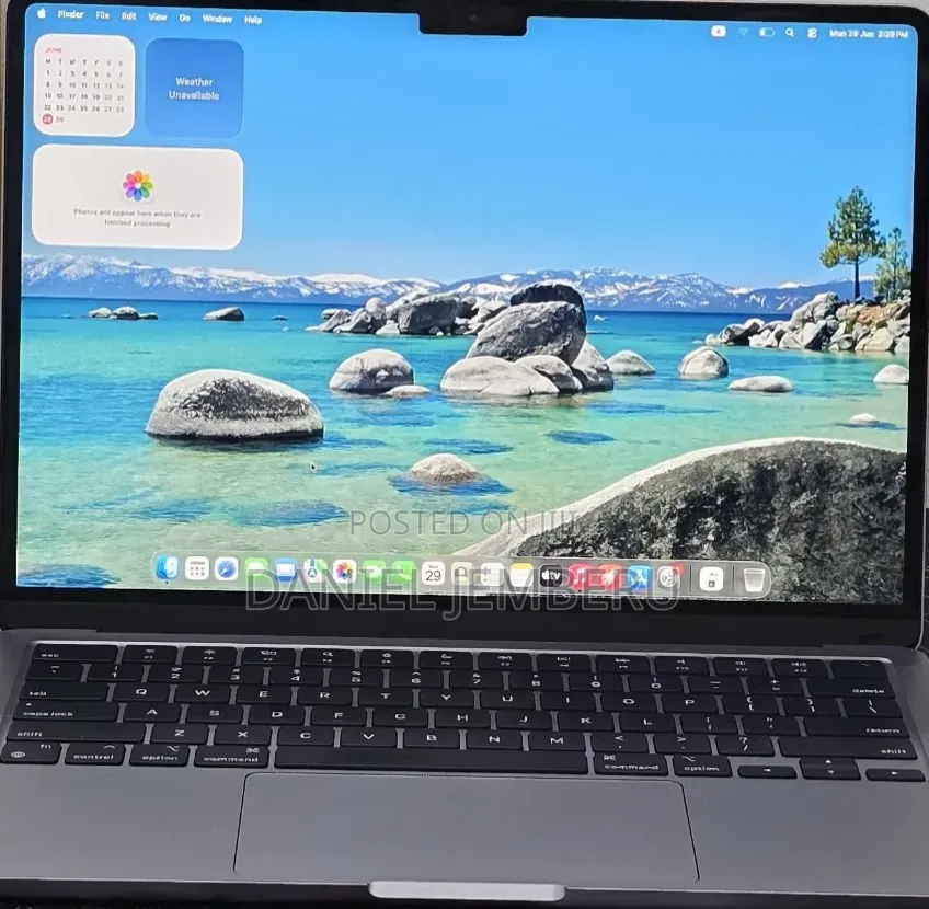 New Laptop Apple MacBook Air 2022 M2 16GB Apple M2 SSD 256GB