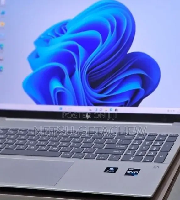 New Laptop HP Pavilion 15 16GB Intel Core i7 SSD 1T