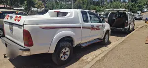 Toyota Hilux 2.5 D-4D Extra Cab 2008 White