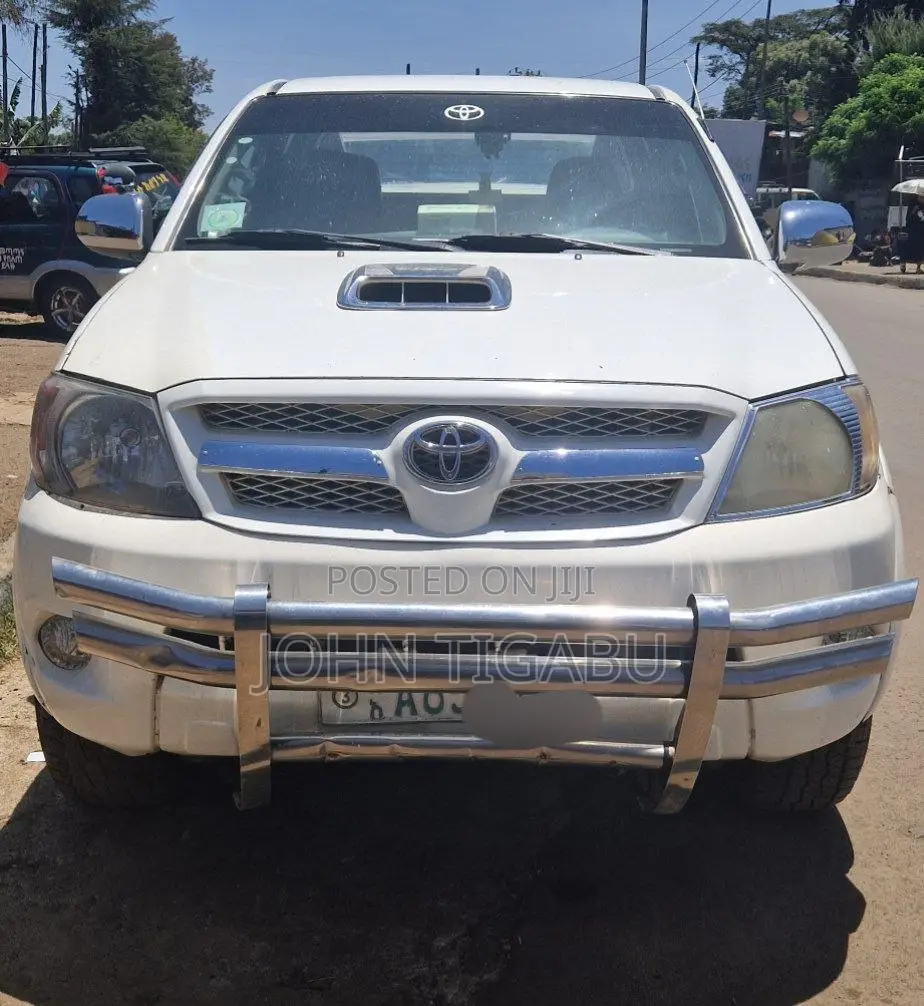 Toyota Hilux 2.5 D-4D Extra Cab 2008 White