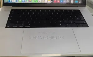 New Laptop Apple MacBook Pro 2021 M1 32GB Apple M1 Pro SSD 1T