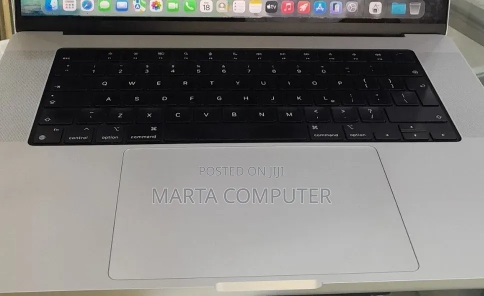 New Laptop Apple MacBook Pro 2021 M1 32GB Apple M1 Pro SSD 1T