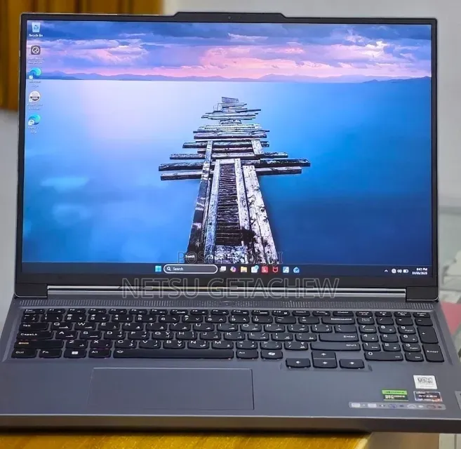 New Laptop Lenovo Legion 5 16GB AMD Ryzen 7 SSD 1T