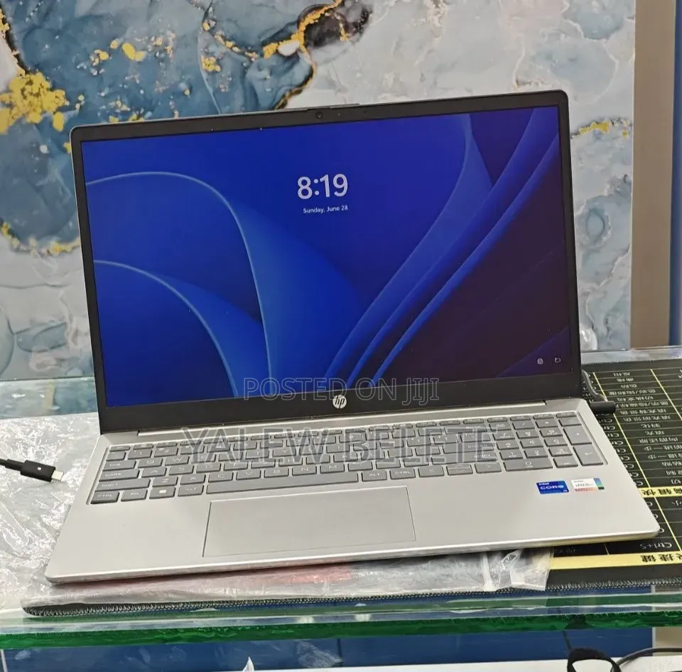 New Laptop HP Stream Notebook 16GB Intel Core i5 SSD 1T