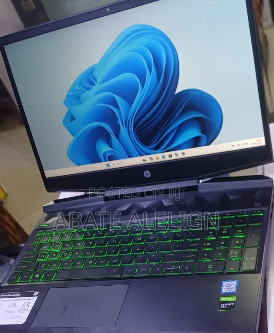 New Laptop HP Pavilion Power 15 16GB Intel Core i5 SSD 512GB