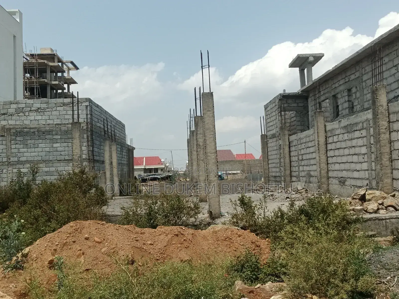 8bdrm Apartment in Dukem Bishoftu, East Shewa for sale