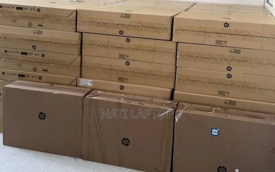 New HP 200 G4 22 All-in-One 16GB Intel Core i7 SSD 512GB