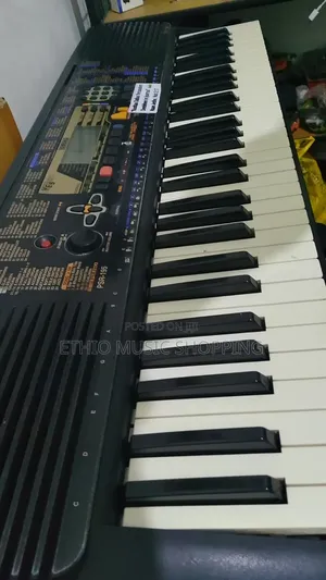Yamaha PSR 195