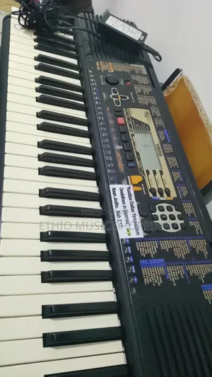 Yamaha PSR 195