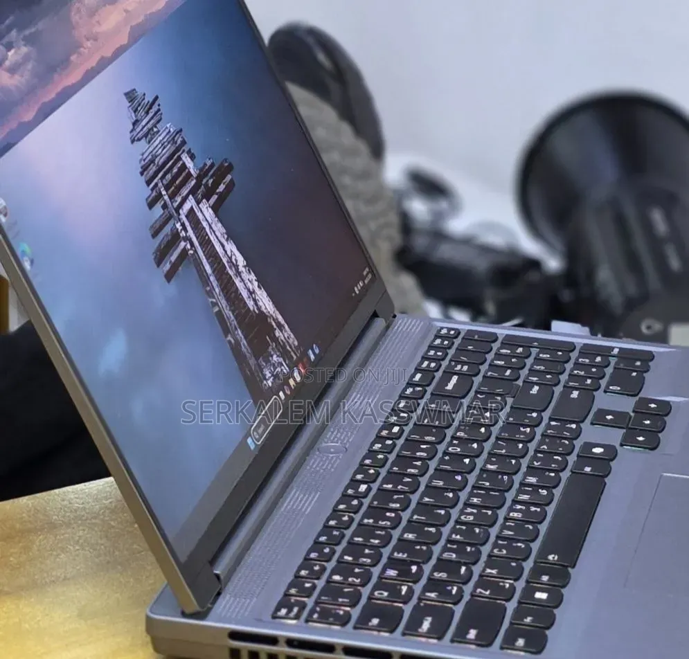 New Laptop Lenovo Legion 5 16GB AMD Ryzen 7 SSD 1T
