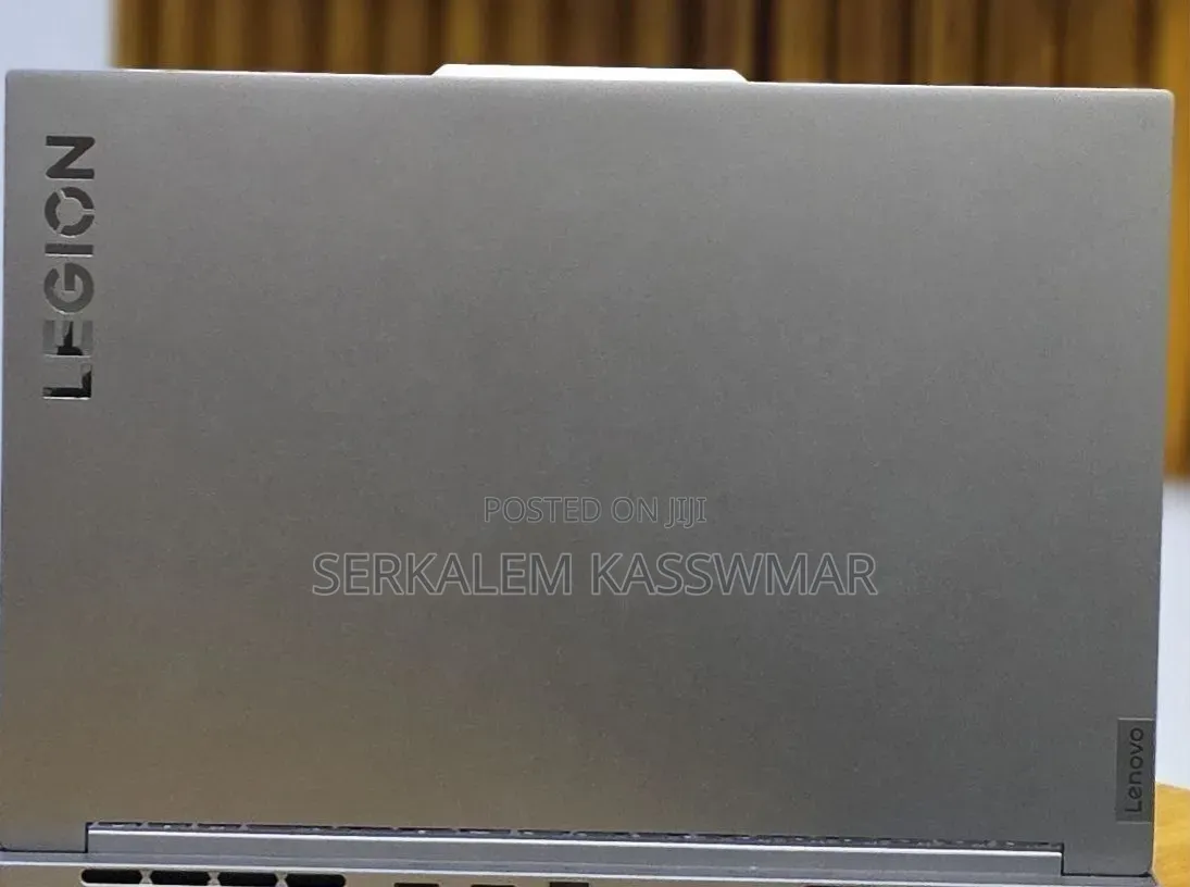 New Laptop Lenovo Legion 5 16GB AMD Ryzen 7 SSD 1T