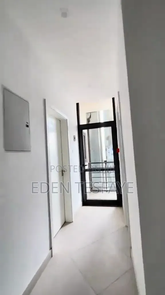 3bdrm Apartment in Bamacon Realestatr, Bole for sale