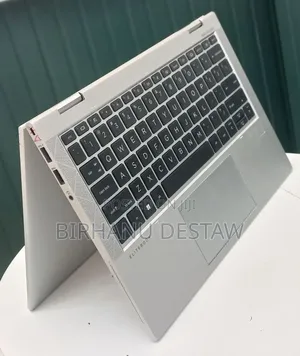 New Laptop HP EliteBook 830 G8 32GB Intel Core i7 SSD 512GB