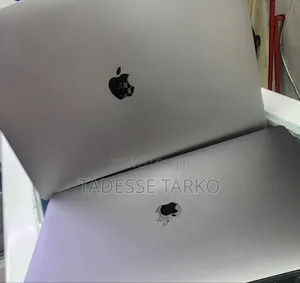 New Laptop Apple MacBook Pro 2019 16GB Intel Core i7 SSD 256GB