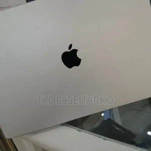 New Laptop Apple MacBook Pro 2021 M1 32GB Apple M1 Pro SSD 1T