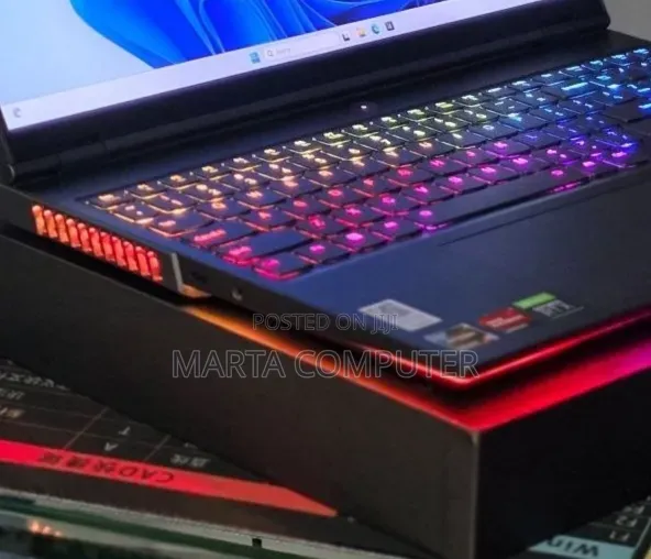 New Laptop Lenovo Legion 9 32GB AMD Ryzen 9 SSD 1T
