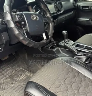 Toyota Tacoma 2018 Burgundy