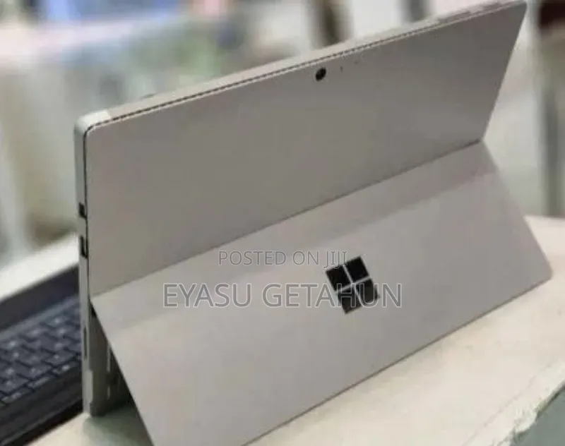 New Laptop Microsoft Surface Pro 3 8GB Intel Core i7 SSD 256GB