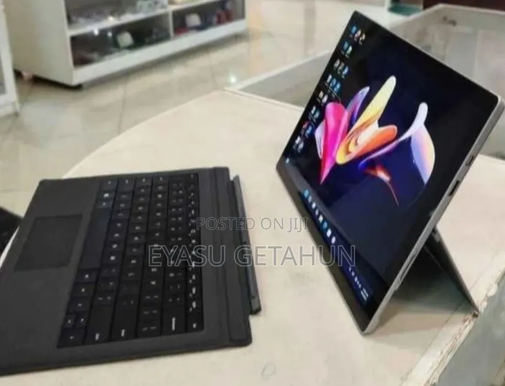 New Laptop Microsoft Surface Pro 3 8GB Intel Core i7 SSD 256GB