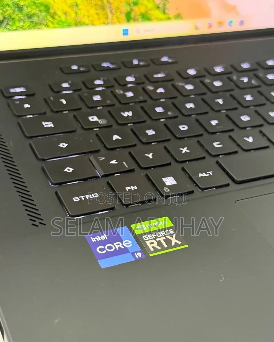New Laptop Asus ROG Zephyrus M16 16GB Intel Core i9 SSD 1T