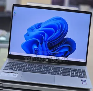 New Laptop HP 8GB Intel Core Ultra 5 SSD 512GB