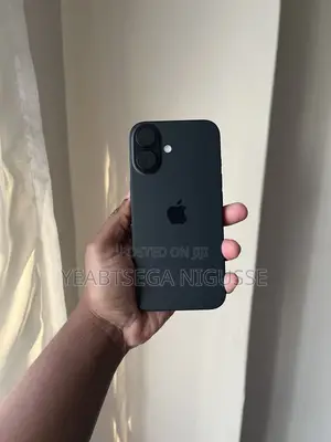 New Apple iPhone 17 256 GB Black