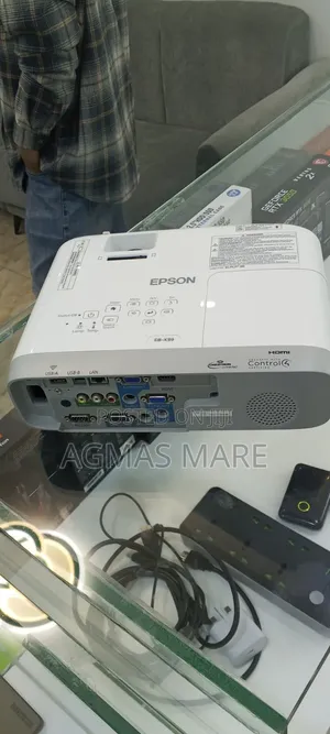Epson Projector Model Name: Eb-X39 Hardware Interface: