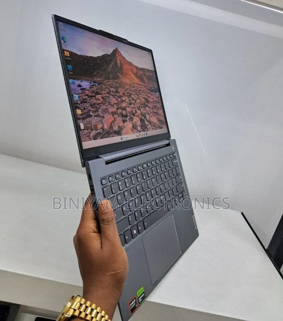 New Laptop Lenovo Thinkbook 14 32GB AMD Ryzen 7 SSD 512GB
