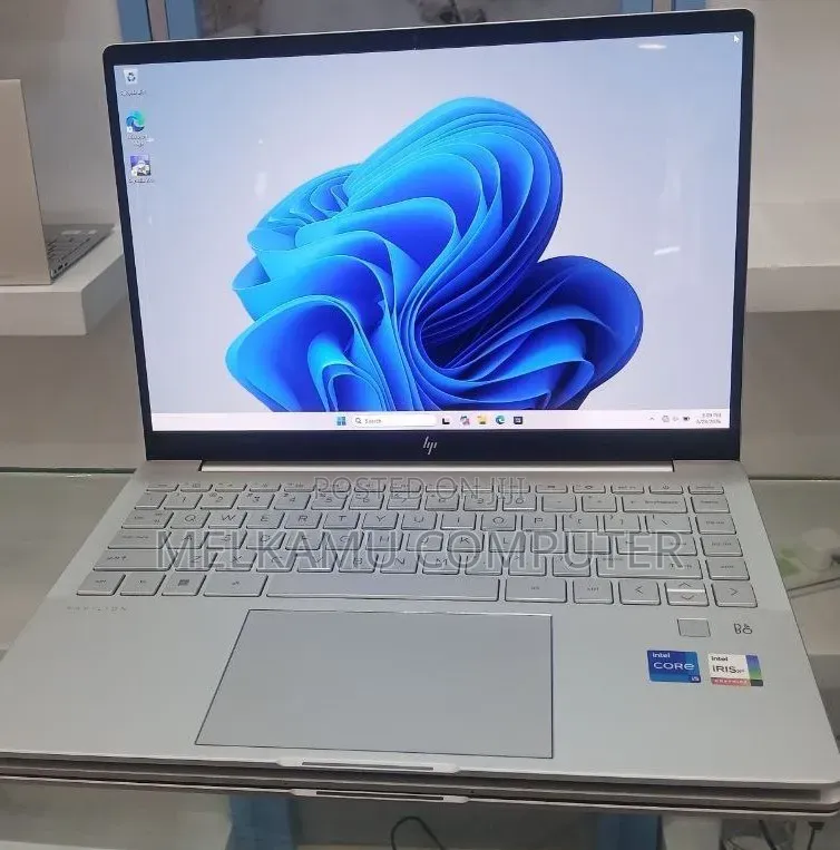 New Laptop HP Pavilion G6 16GB Intel Core i7 SSD 1T