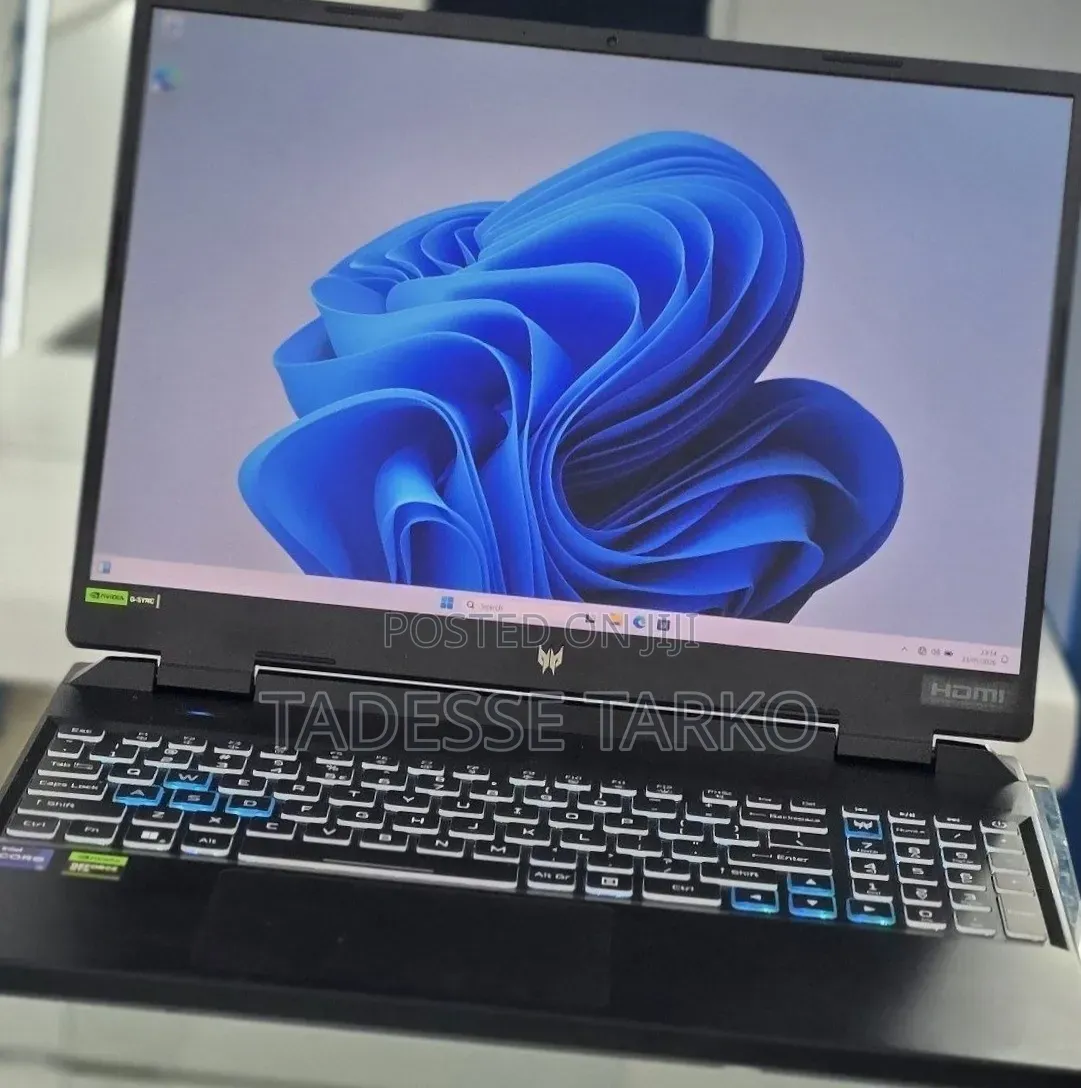 New Laptop Acer Predator Helios 300 16GB Intel Core i9 SSD 1T