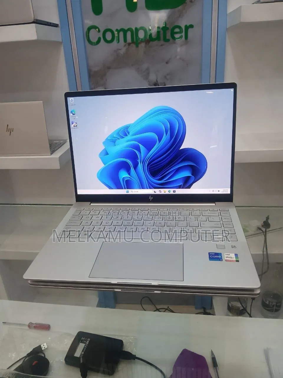 New Laptop HP Pavilion G6 16GB Intel Core i7 SSD 1T