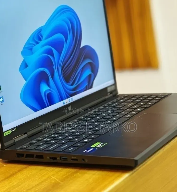 New Laptop Acer Predator Helios Neo 16 16GB Intel Core i9 SSD 1T