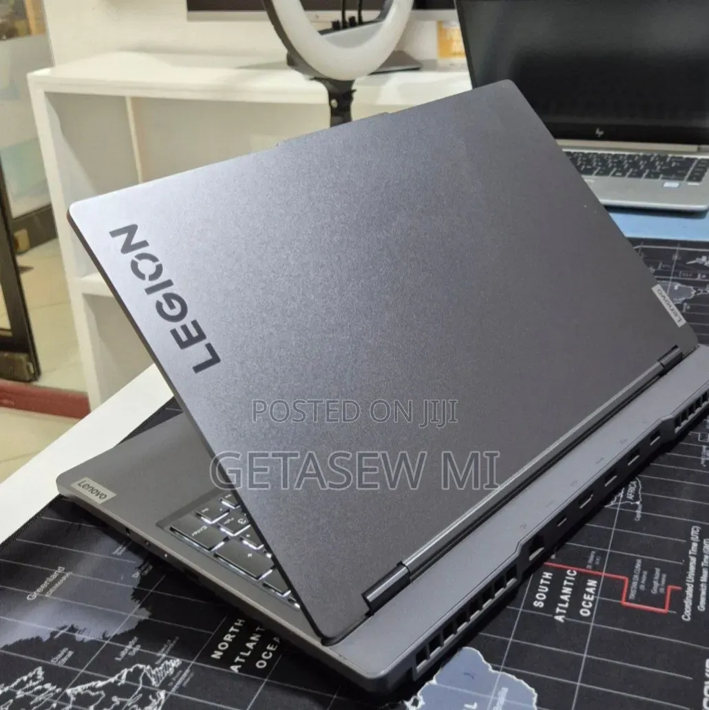 New Laptop Lenovo Legion 5 16GB AMD Ryzen 7 SSD 1T