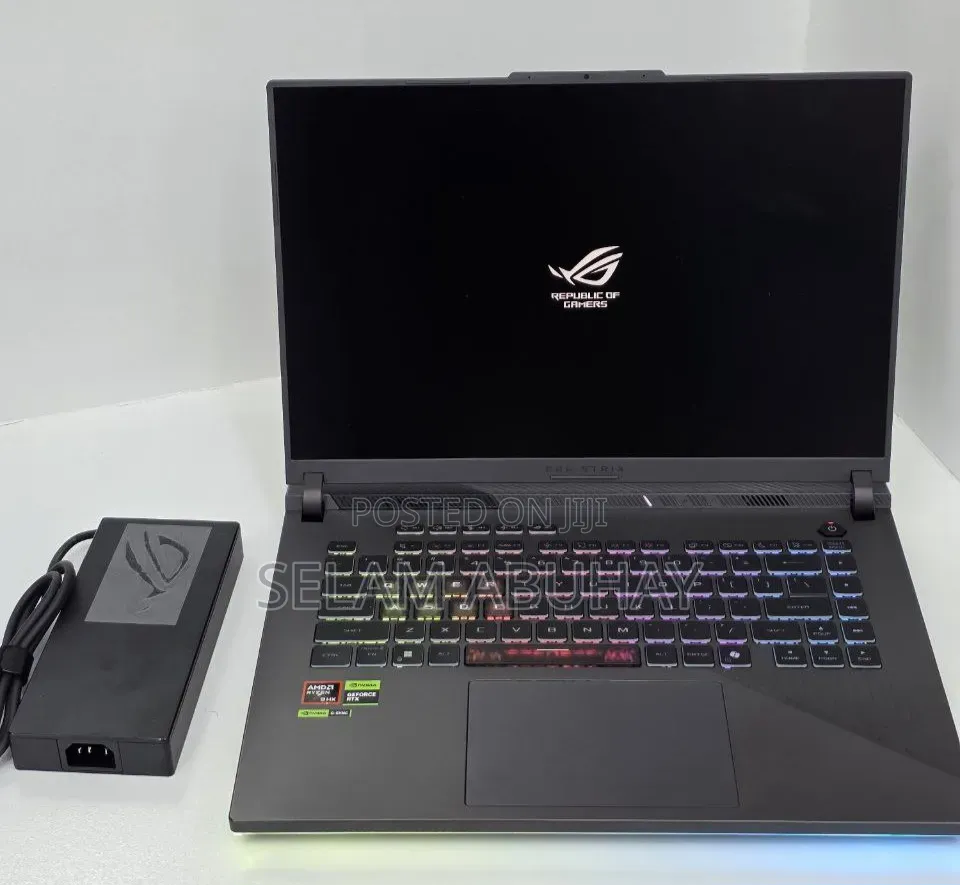 New Laptop Asus ROG Strix G16 16GB AMD Ryzen 9 SSD 1T