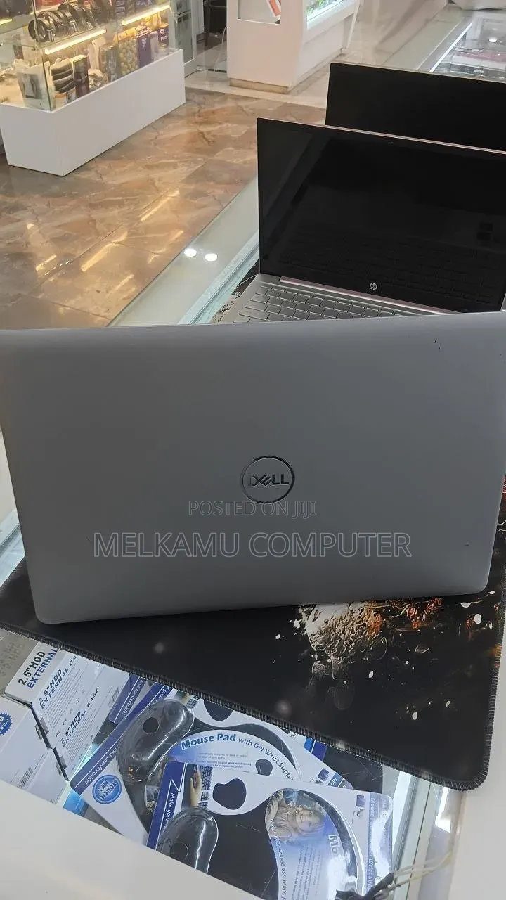 New Laptop Dell Latitude 5540 16GB Intel Core i7 SSD 512GB