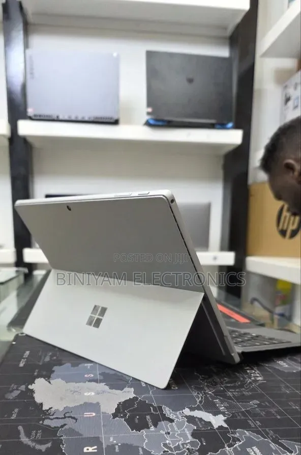 New Laptop Microsoft Surface Pro 7 16GB Intel Core i7 SSD 512GB