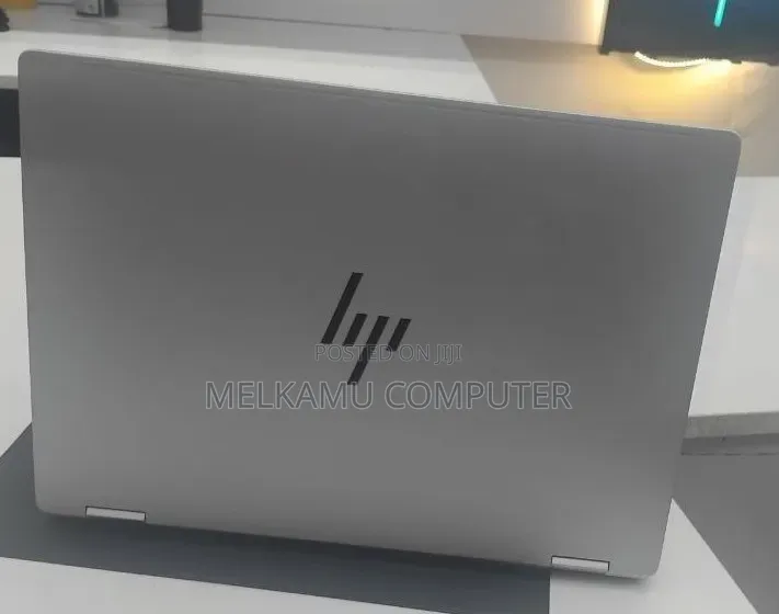 New Laptop HP OmniBook X Flip 14" 16GB Intel Core Ultra 7 SSD 1T
