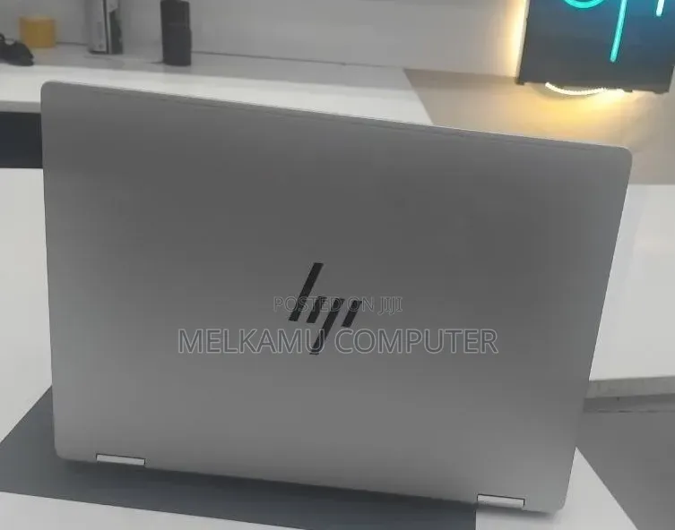 New Laptop HP OmniBook X Flip 14" 16GB Intel Core Ultra 7 SSD 1T