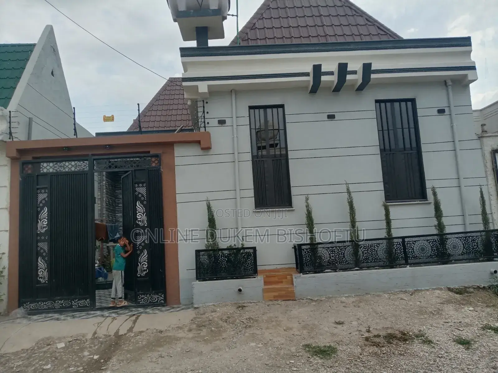Furnished 8bdrm Villa in Dukem Bishoftu, East Shewa for sale