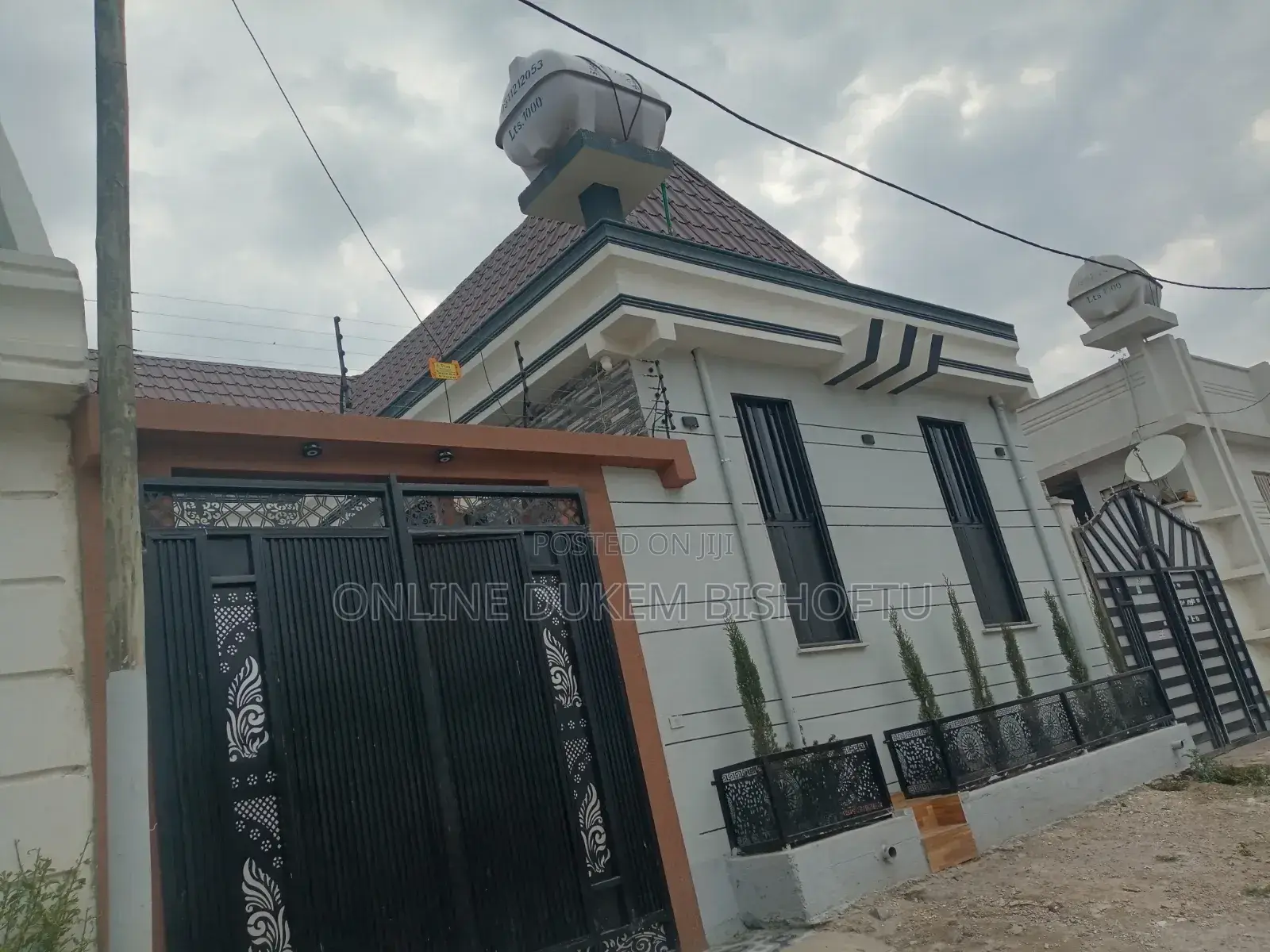 Furnished 8bdrm Villa in Dukem Bishoftu, East Shewa for sale